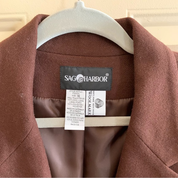 Sag Harbor Wool Blazer - Picture 4 of 6